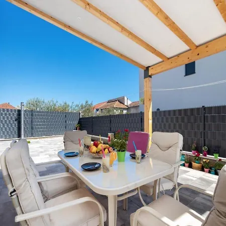 Krempy Apartment